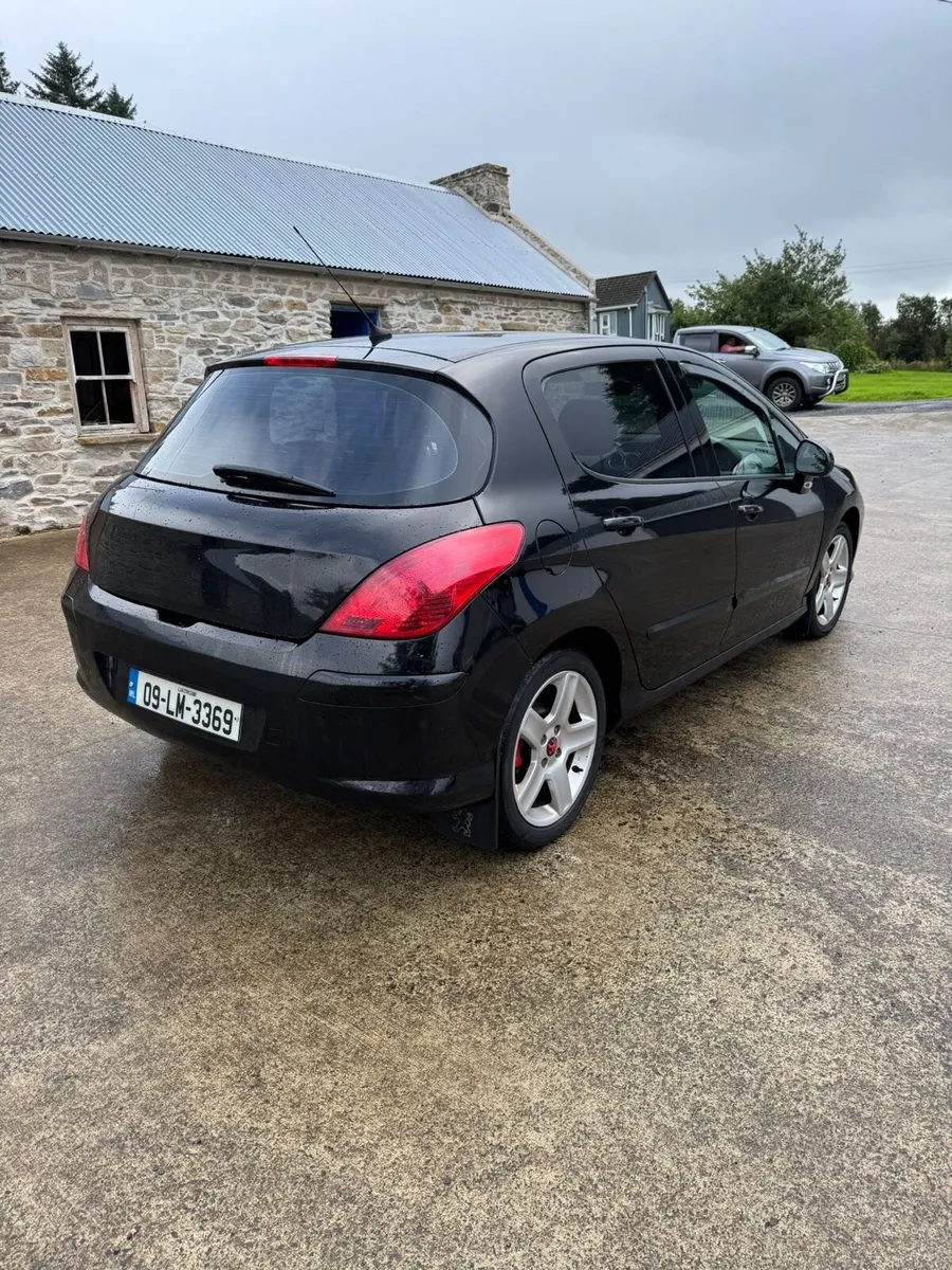 Peugeot 308 - Image 3