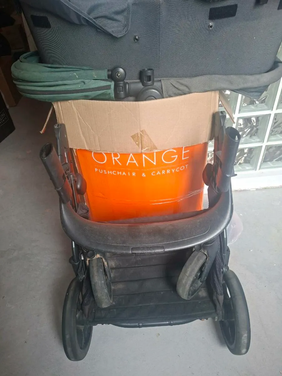 Baby travel for sale - Image 4