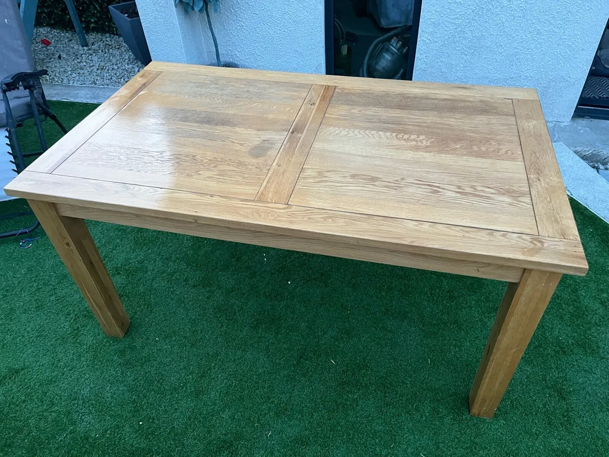 Oak kitchen table 6 black leather chairs - Image 2