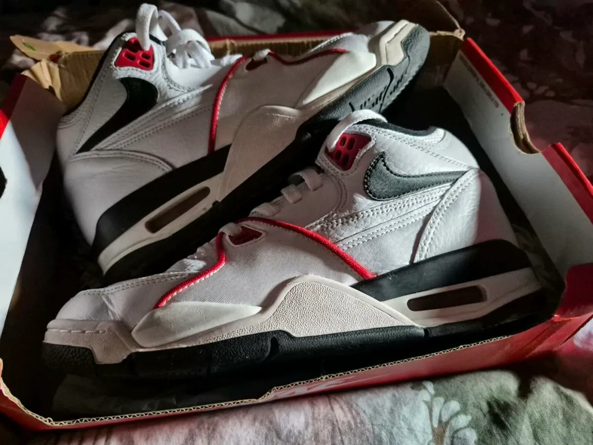 NIKE FLIGHT - Image 3