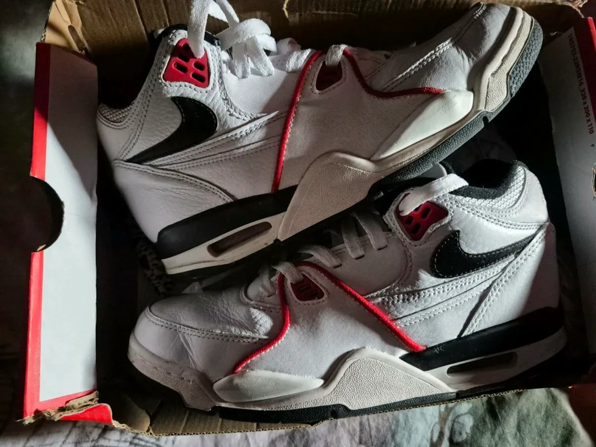 NIKE FLIGHT - Image 4