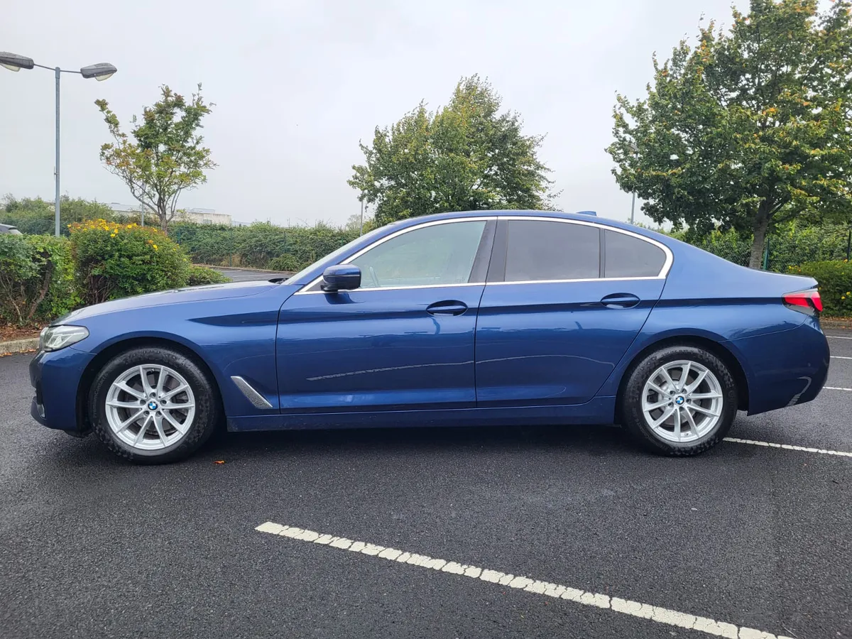 2022 BMW 520D SE AUTOMATIC LOW TAX - Image 3