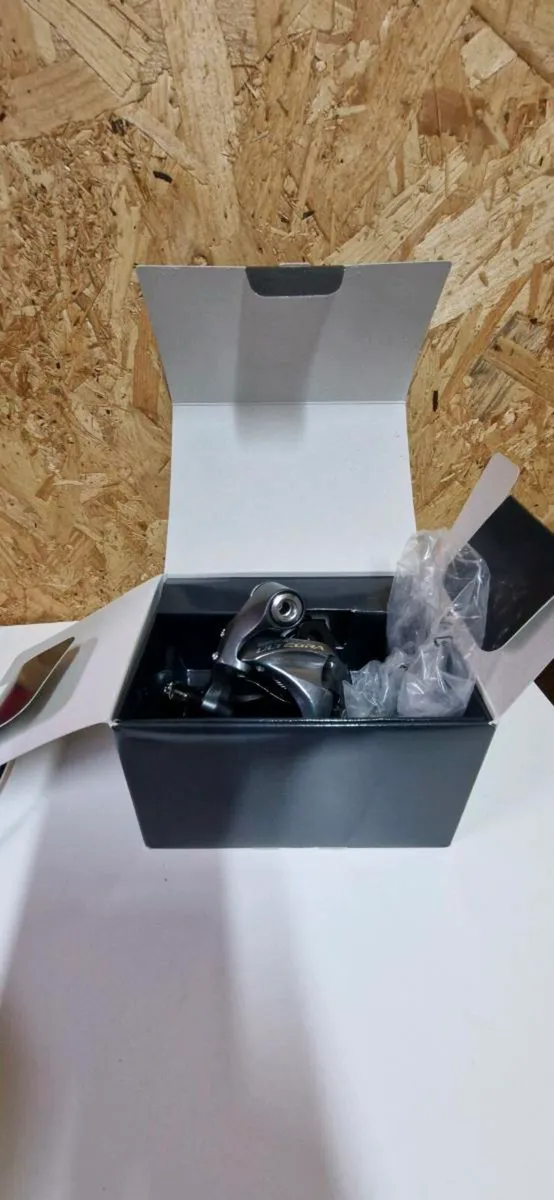 Ultegra RD-6800-SS derailleur - Image 1