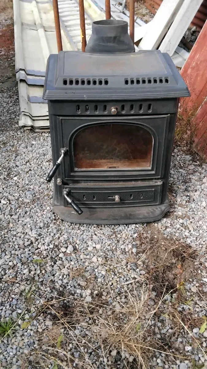 Mulberry stove - Image 1