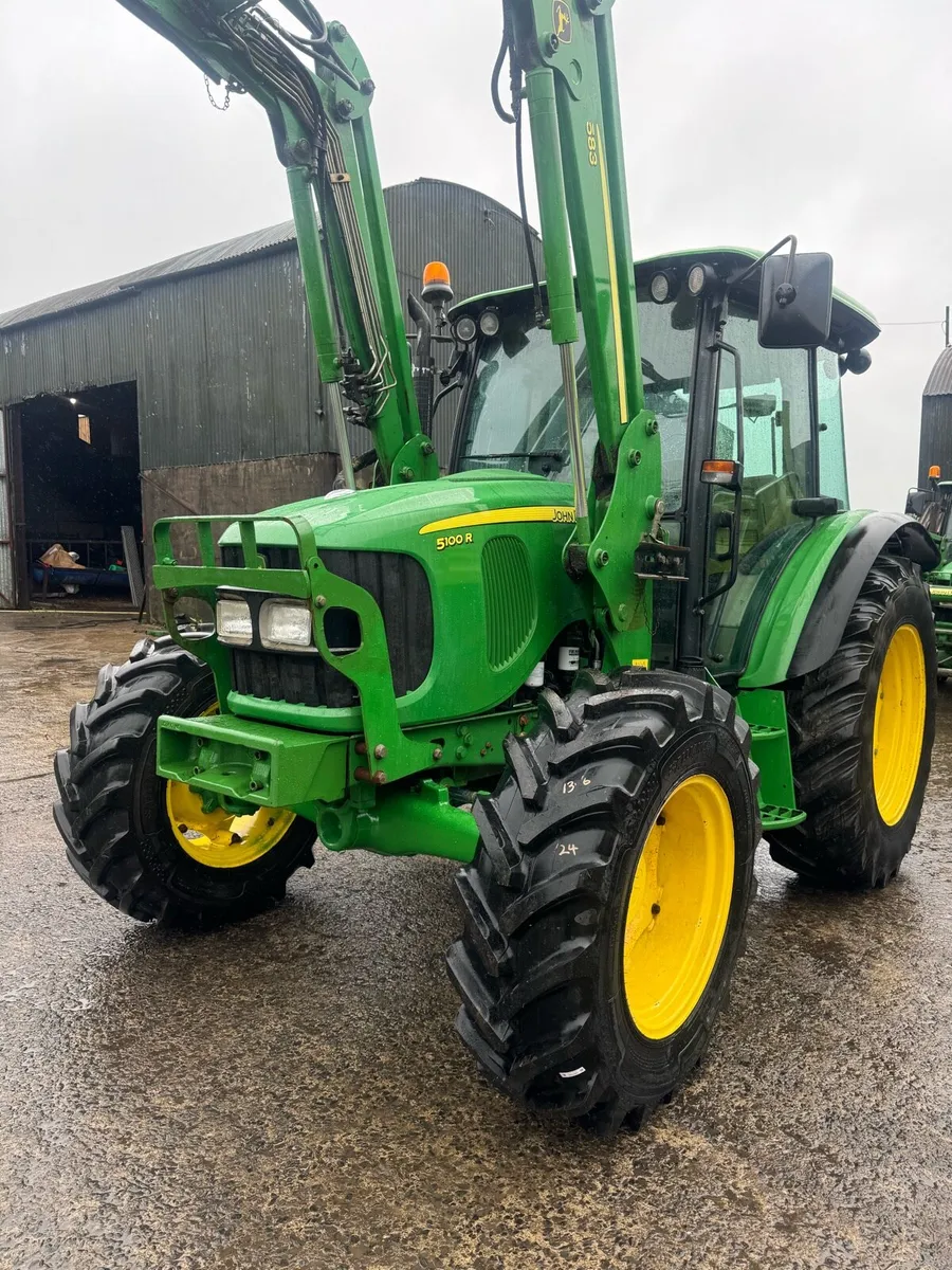 John Deere 5100R with Loader - Image 3