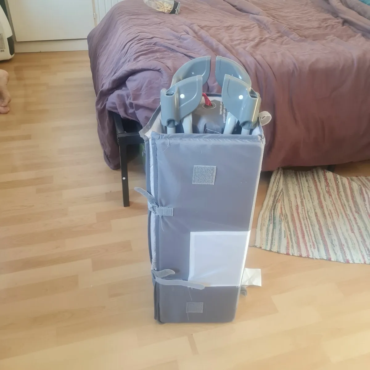 Baby Travel Cot - Image 3
