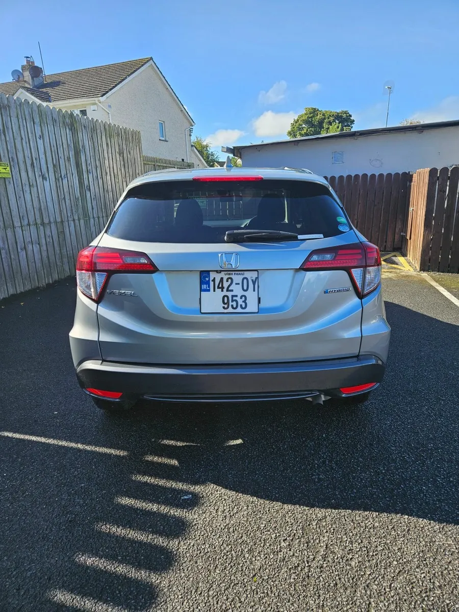 Honda Vezel 2014 Automatic - Image 3