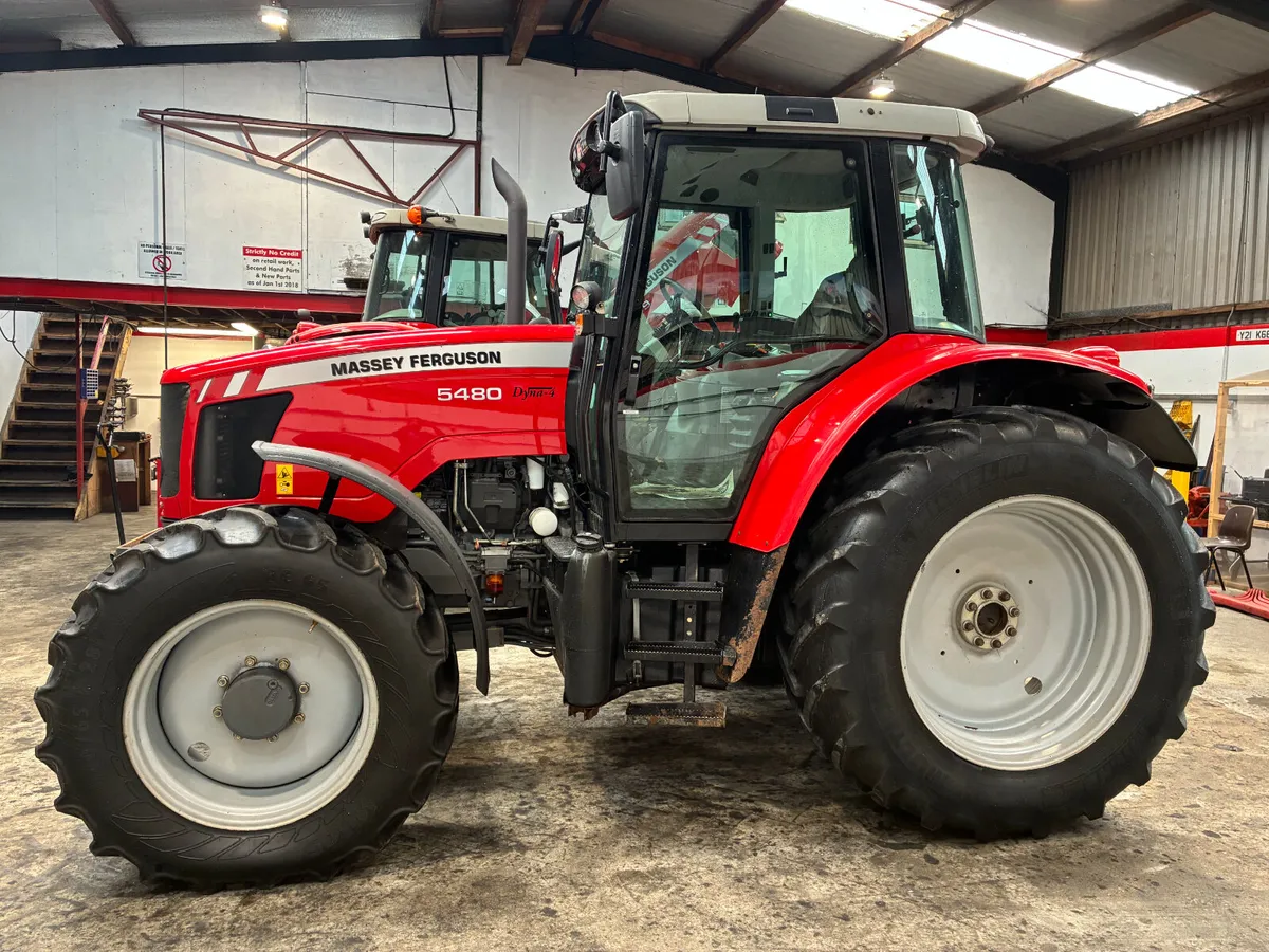 MF 5480 T3 - Image 2