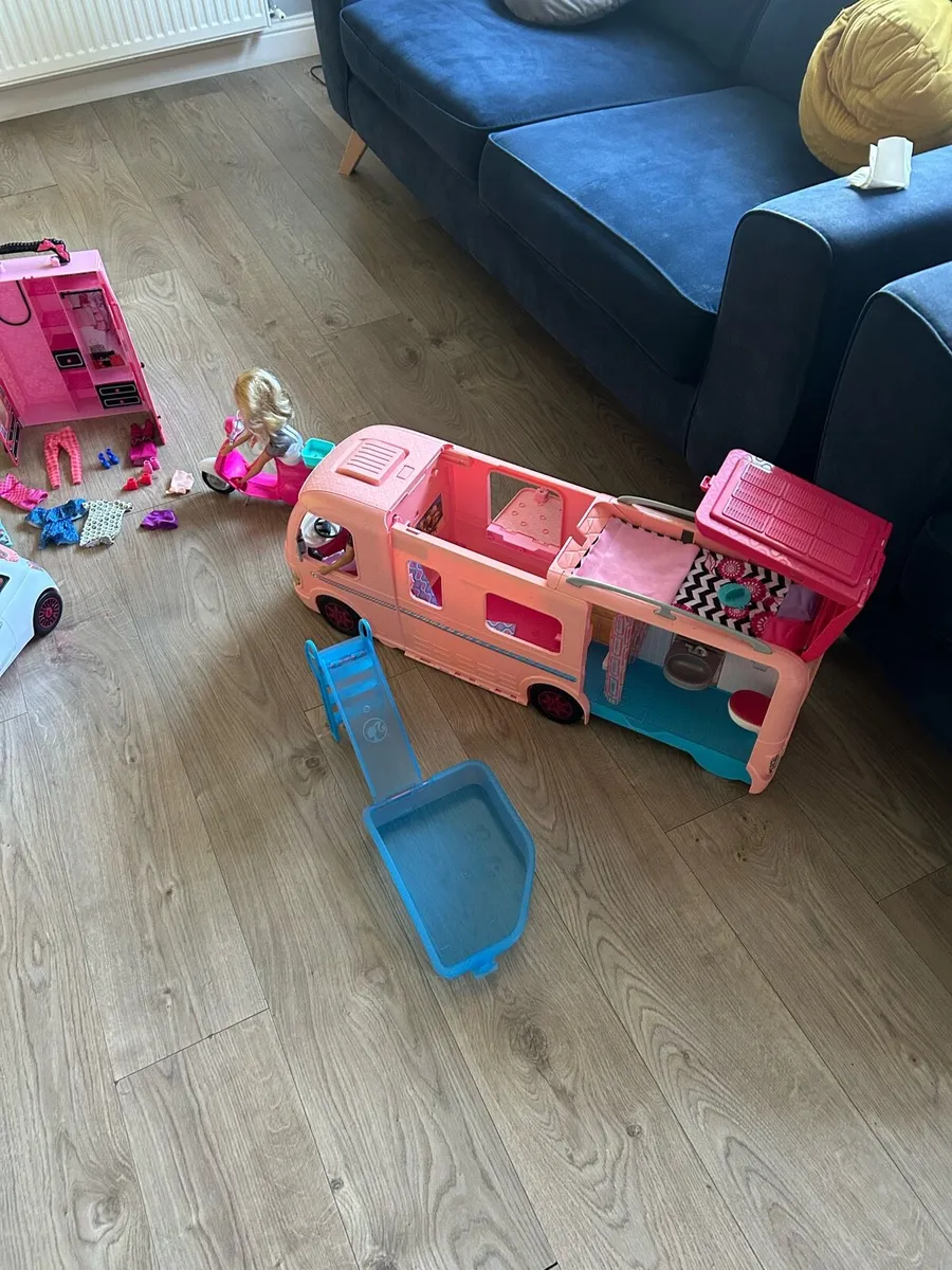Barbie bundle - Image 3