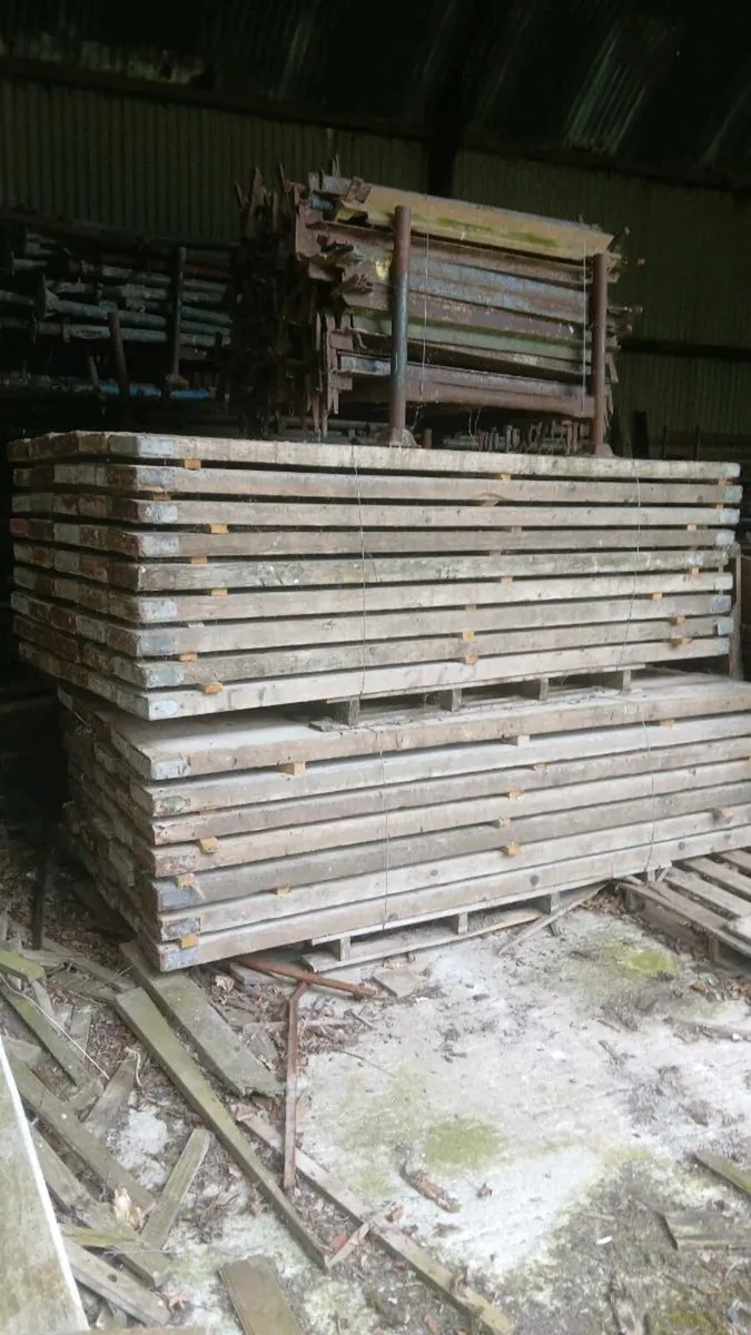 House scaffolding - Image 1