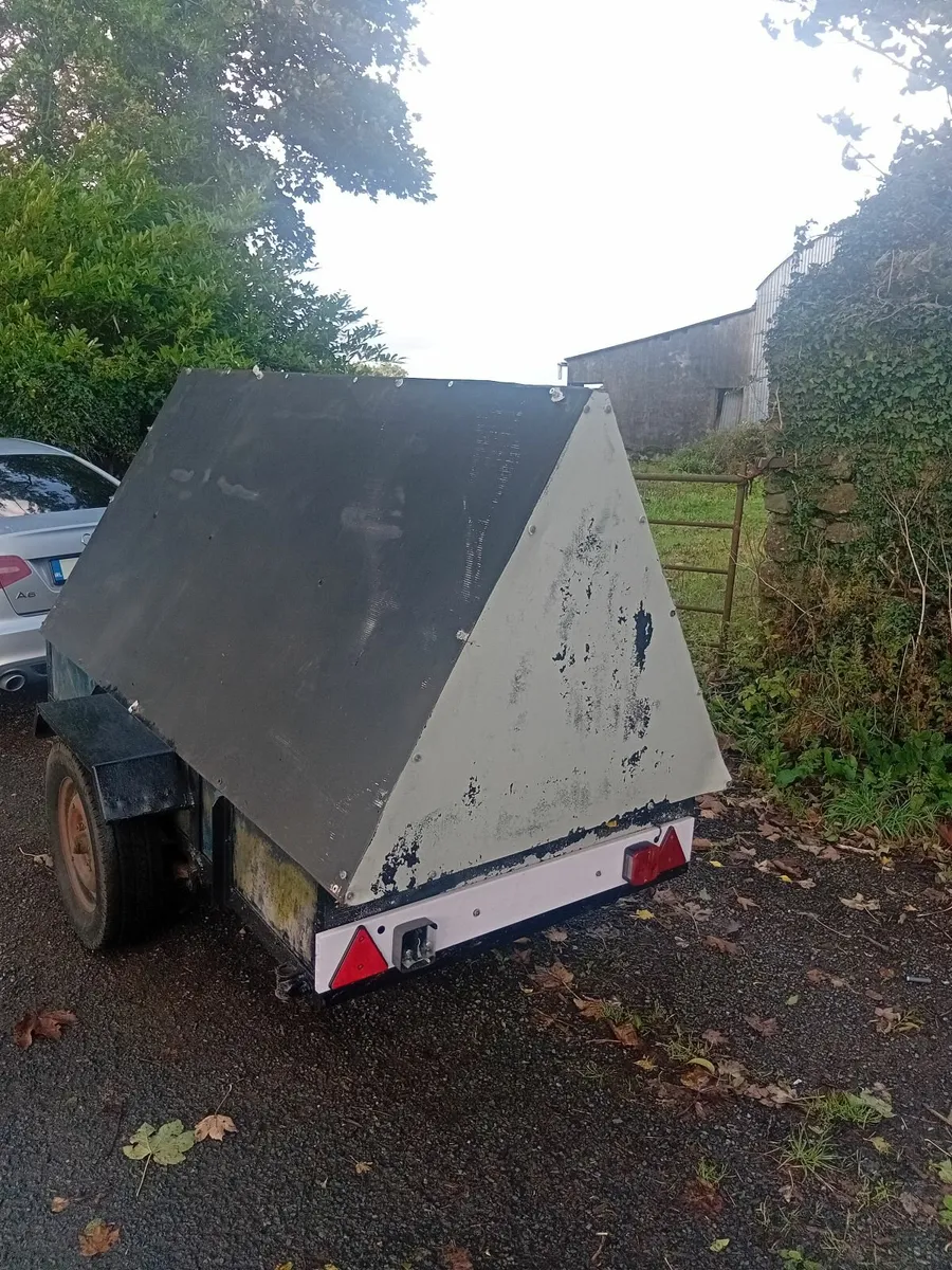 Advertisement trailer - Image 3