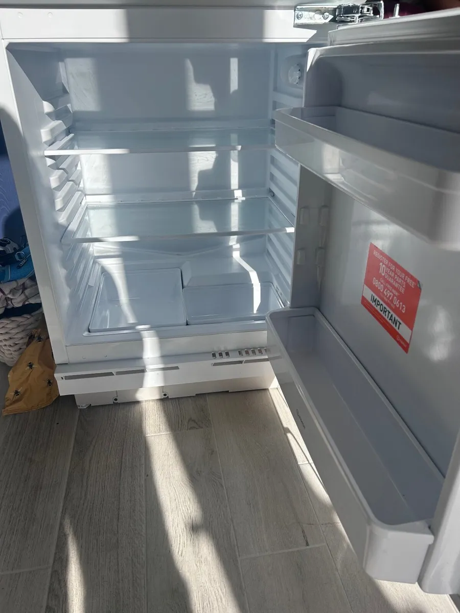 Fridge - Image 2