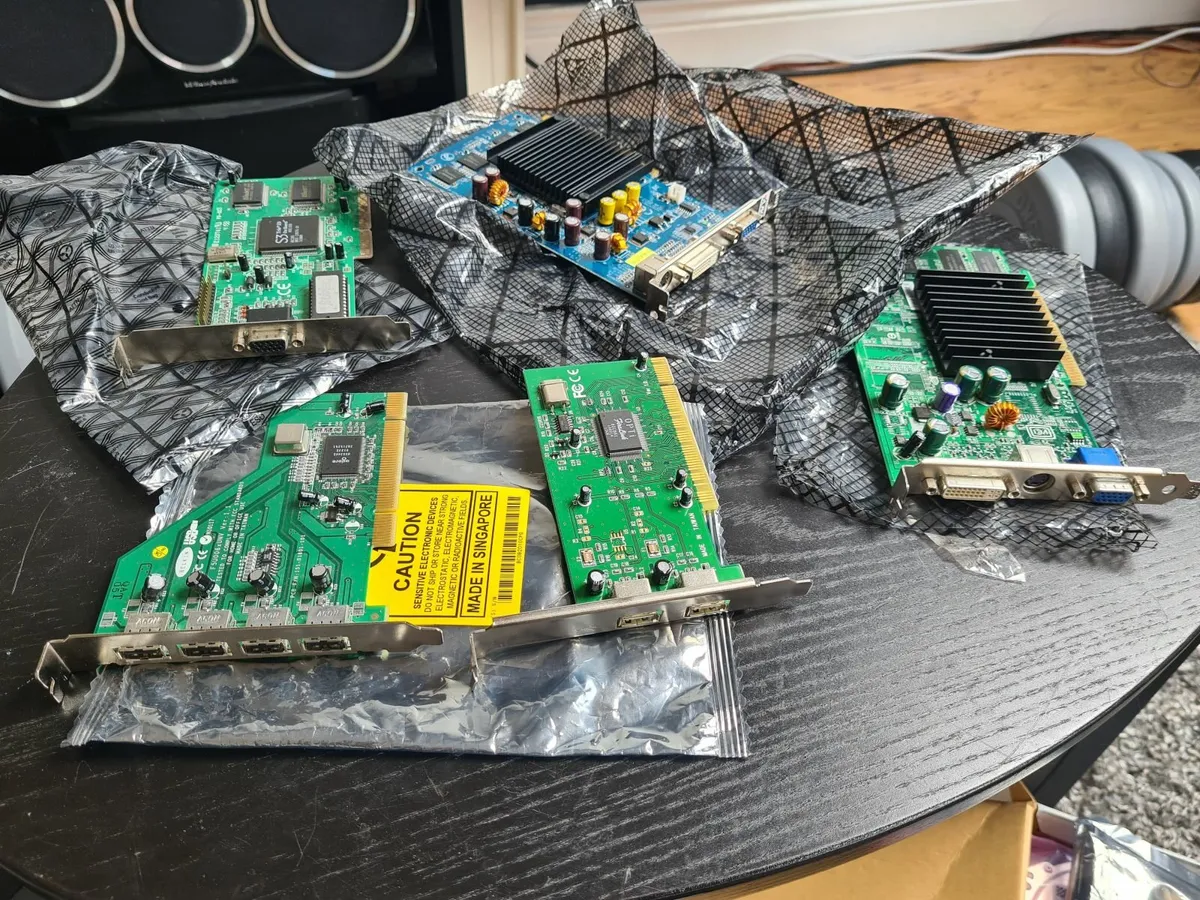 Vintage PC parts collection - Image 3
