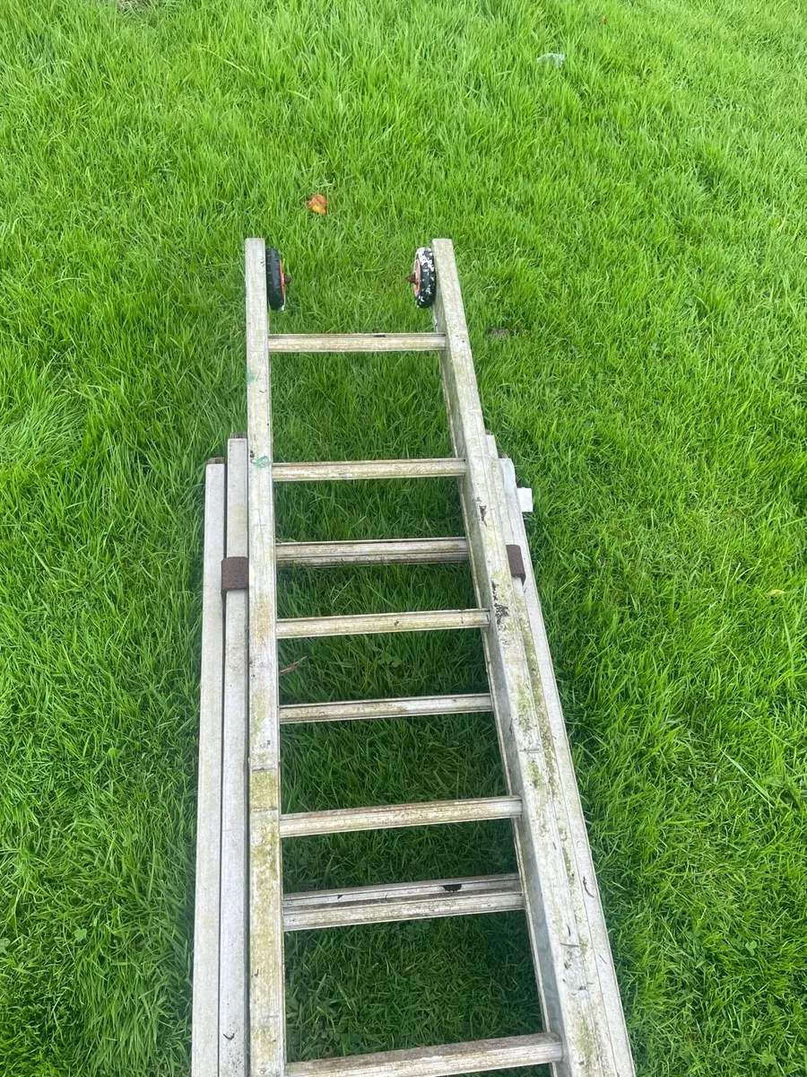 60 foot 3 piece ladder - Image 4