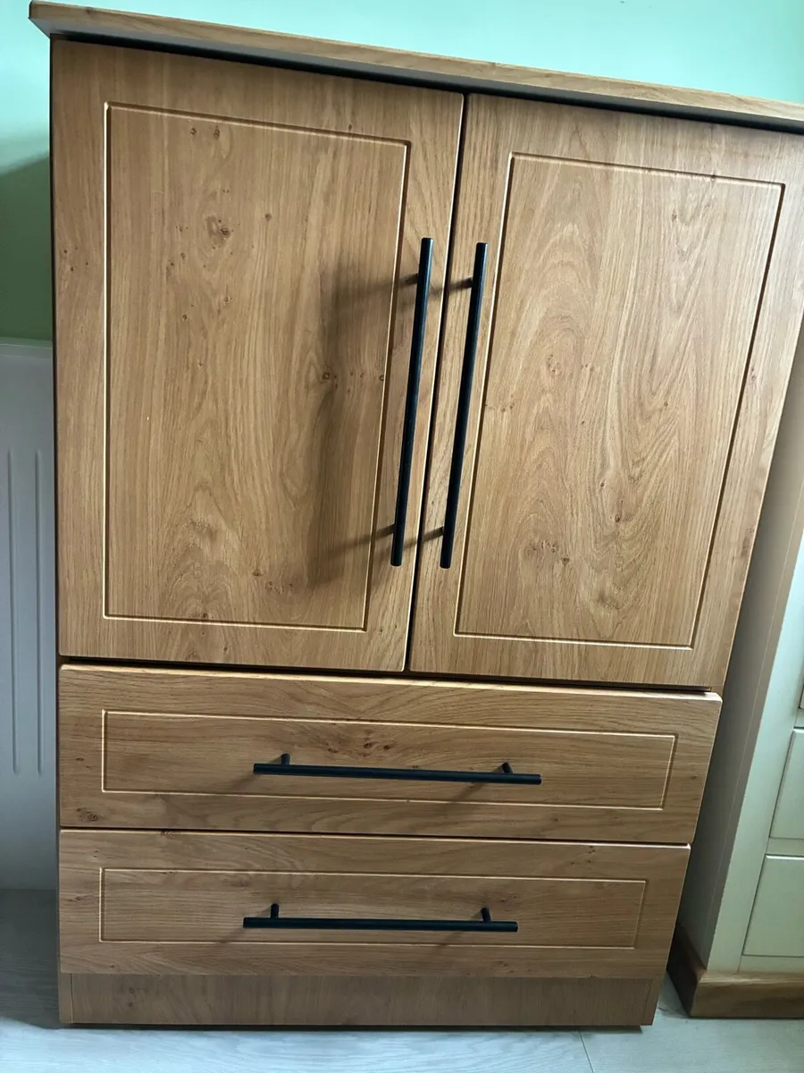 Dresser Unit - Image 2