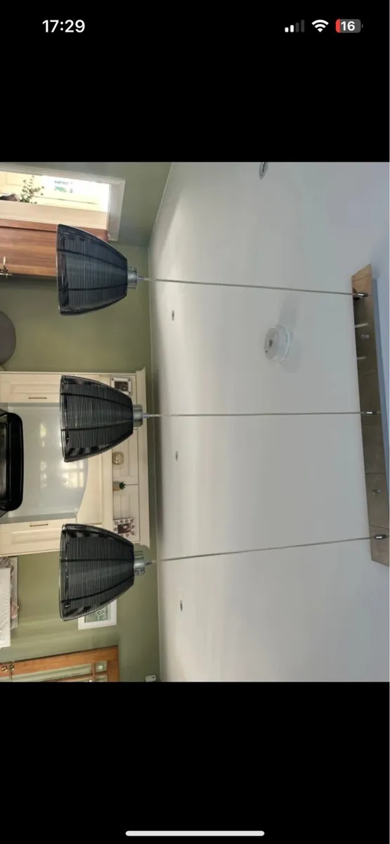 3 pendent ceiling light - Image 1