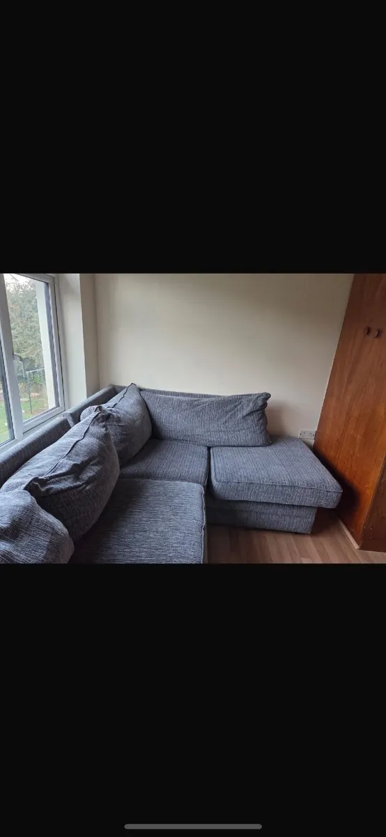 Chase sofa - Image 1