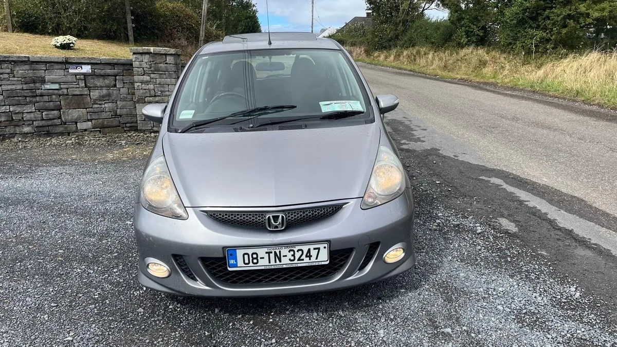 Honda Jazz 1.4 SES AUTOMATIC NEW NCT AND TAXED - Image 2