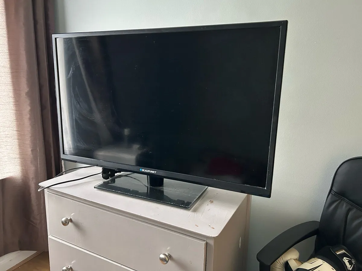 Blaupunkt 39inch tv - Image 1
