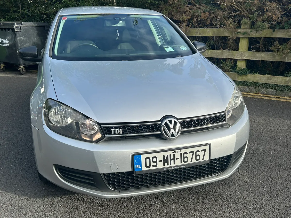 2009 VOLKSWAGEN GOLF 1.6 TDI LOW TAX - Image 4