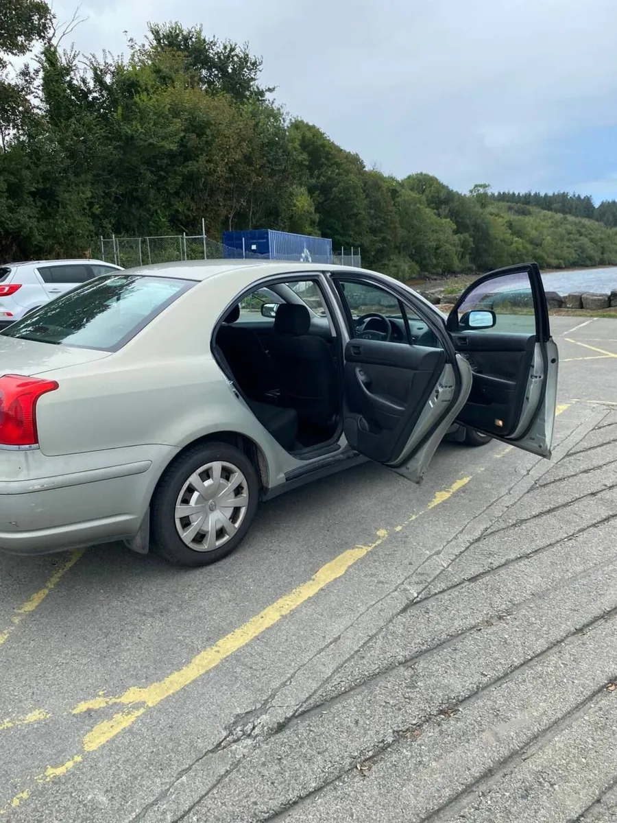 Toyota Avensis 2006 - Image 3