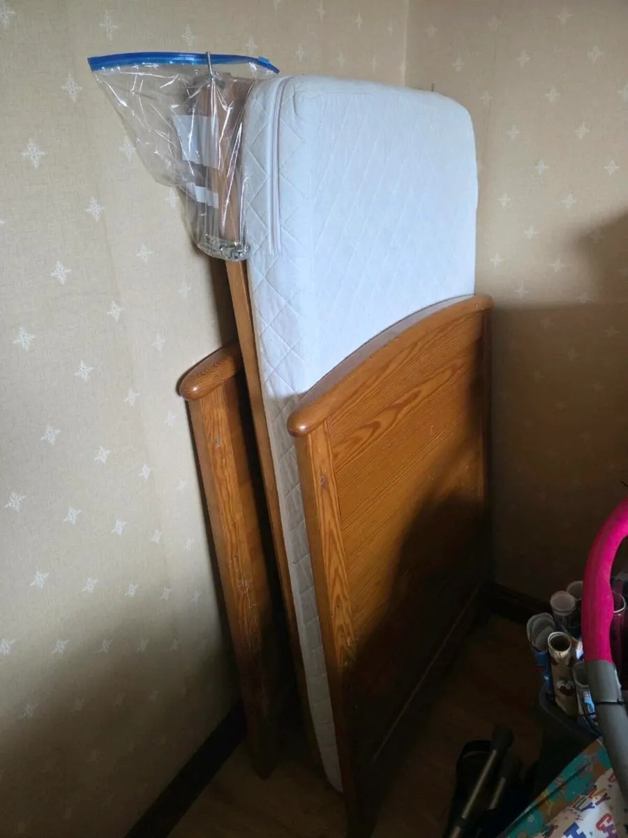 Wooden Cot - Image 2