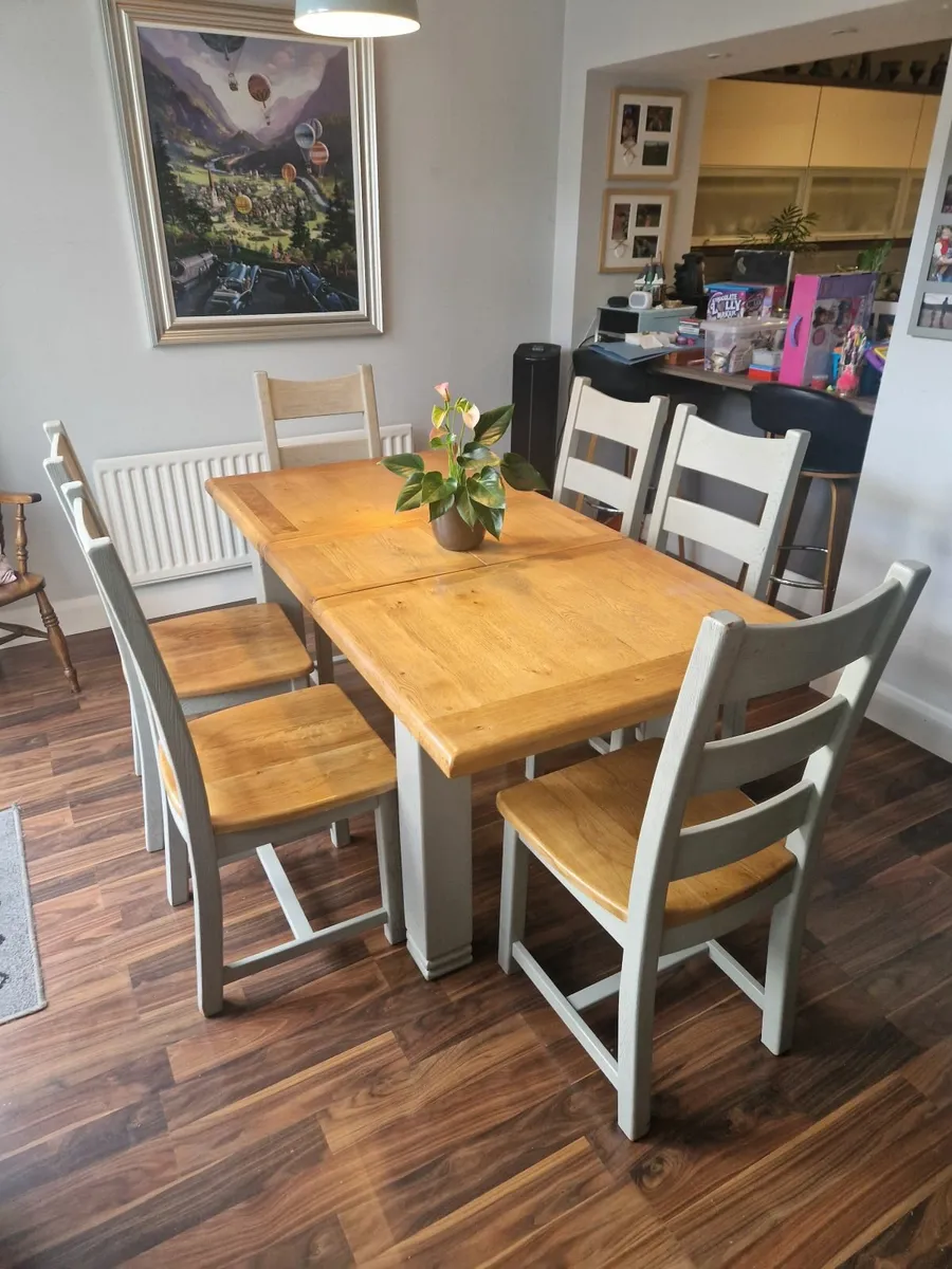 Dining table with six chairs - Image 1
