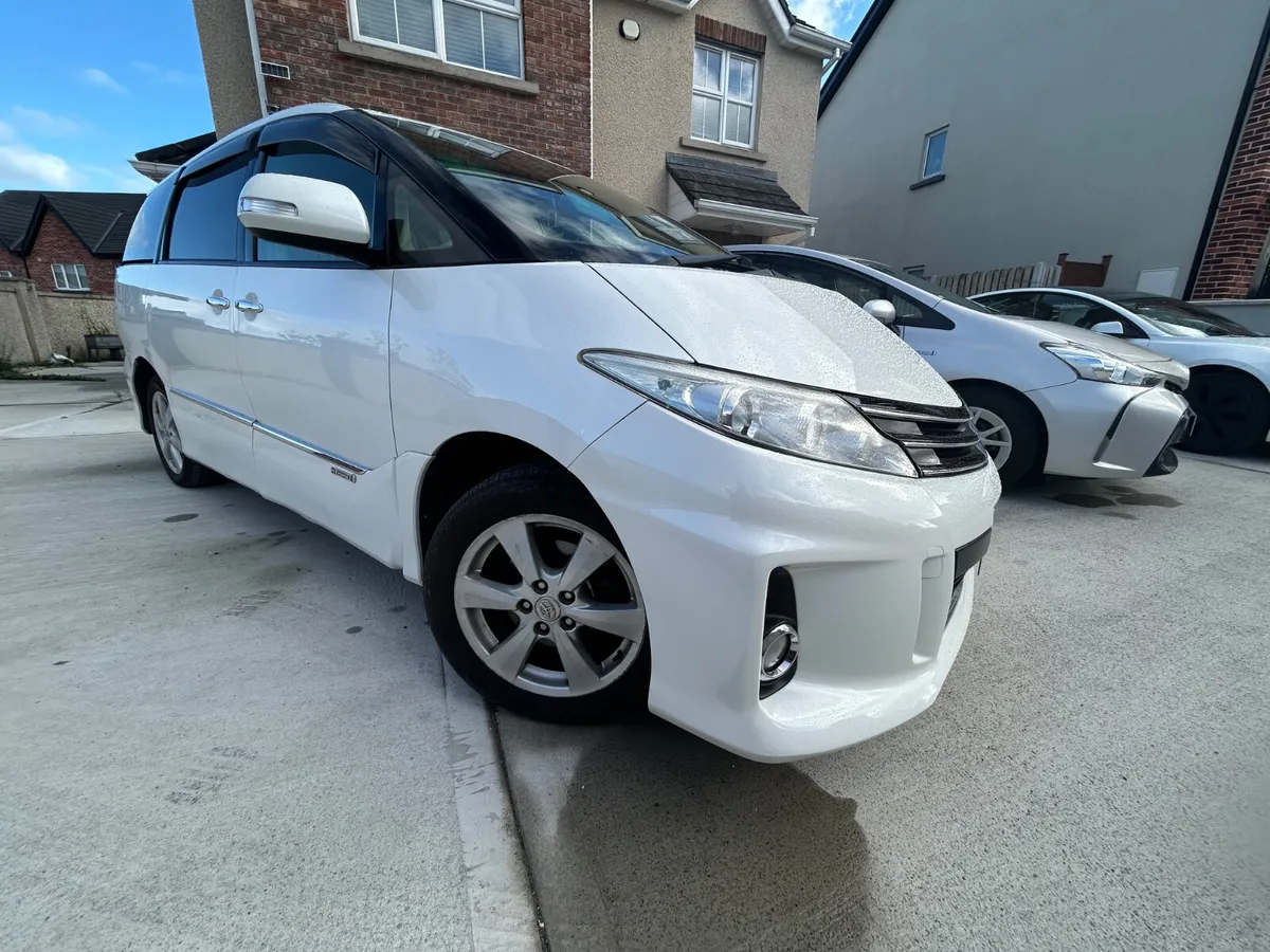 2012 Toyota Estima automatic hybrid 7 Seater - Image 4