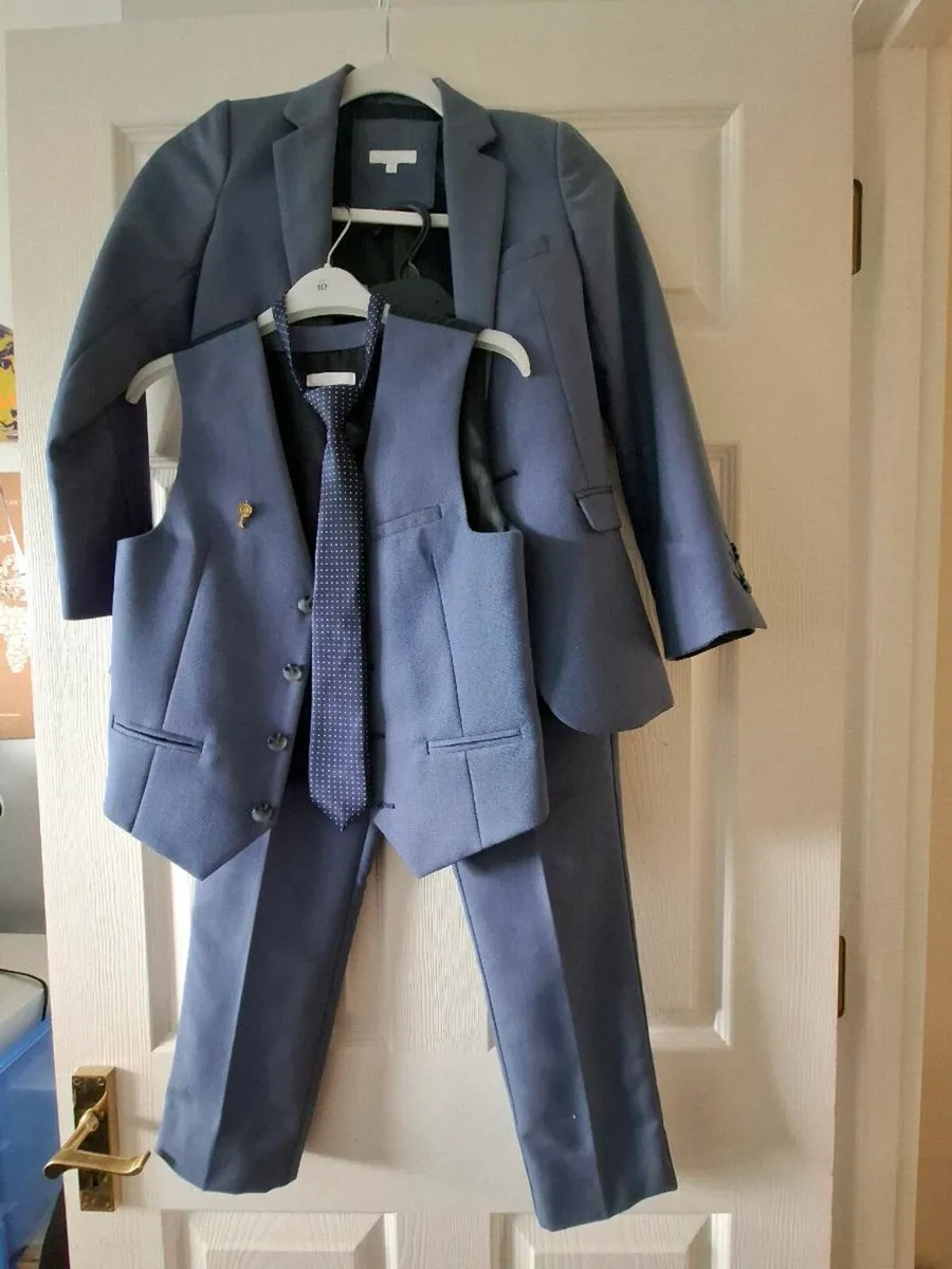 Childrens Clothes bundle - Image 1