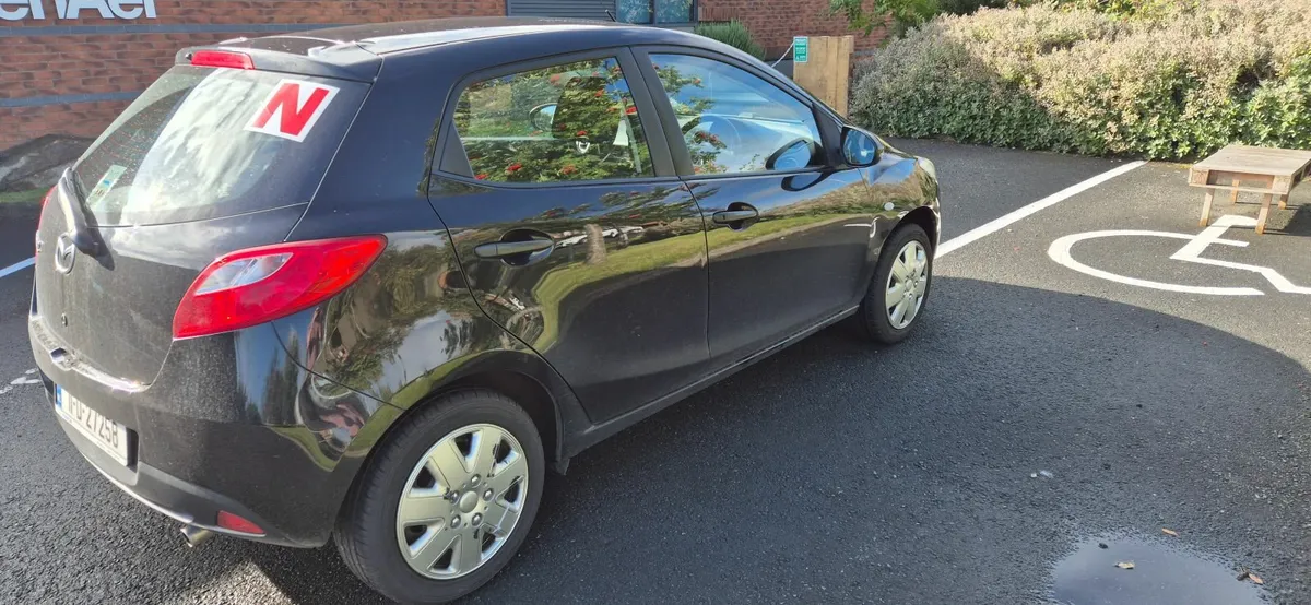 Mazda Mazda2 2011 - Image 2