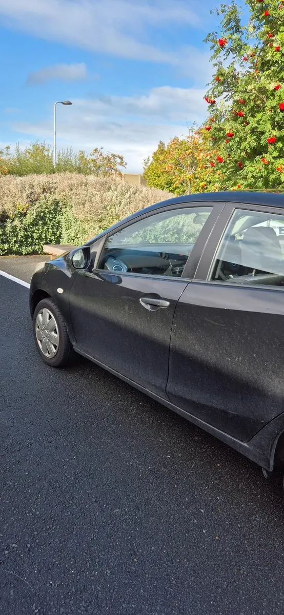 Mazda Mazda2 2011 - Image 4