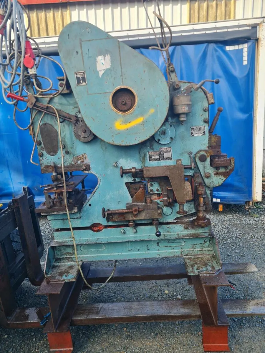 Kingsland j19 ironworker - Image 1