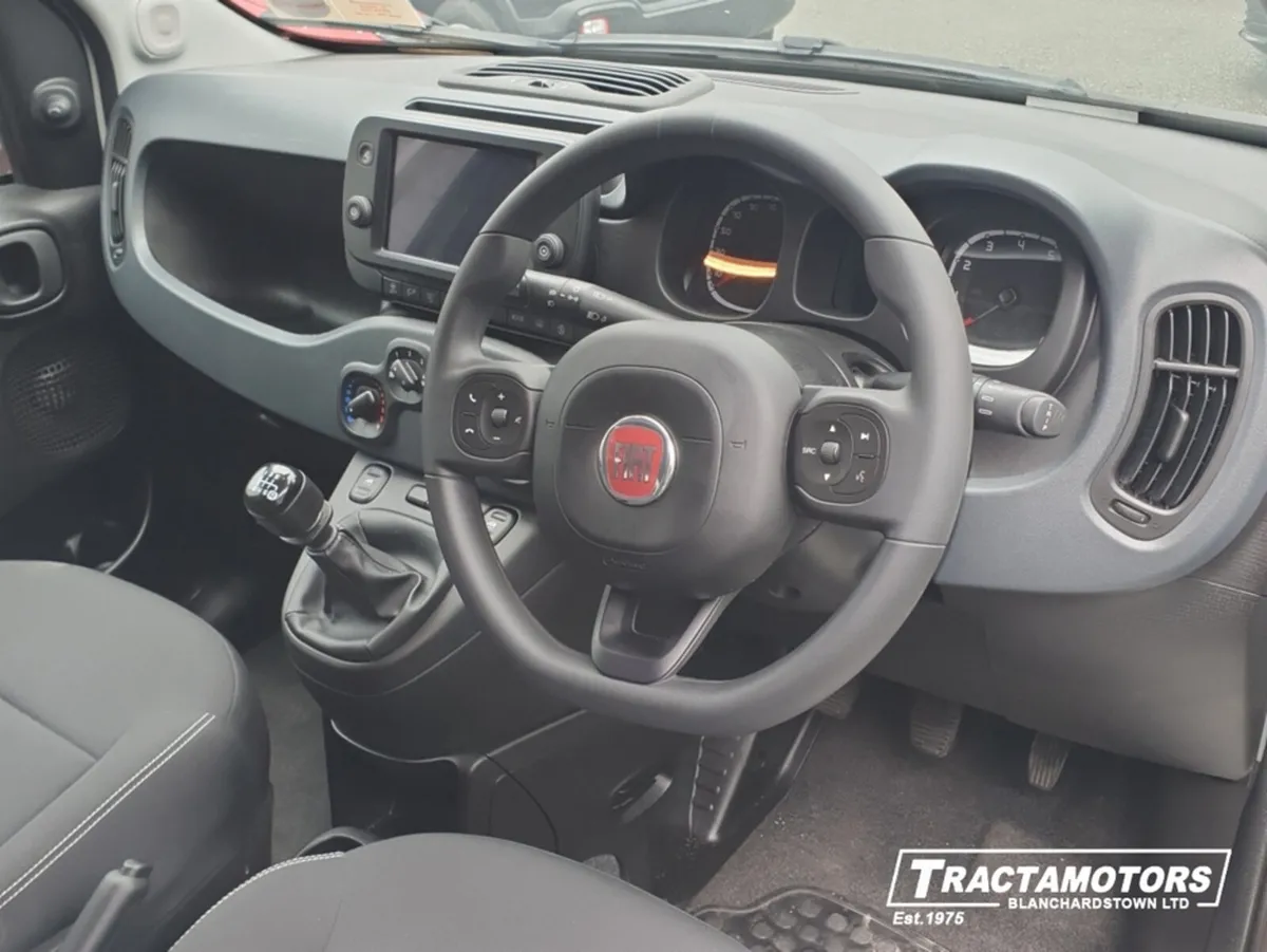 Fiat Panda 1.0 CROSS 5DR - Image 2