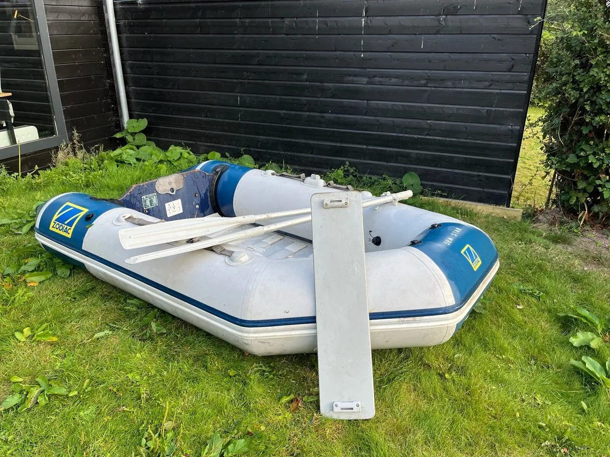 Zodiac C260 inflatable dinghy / boat - Image 1