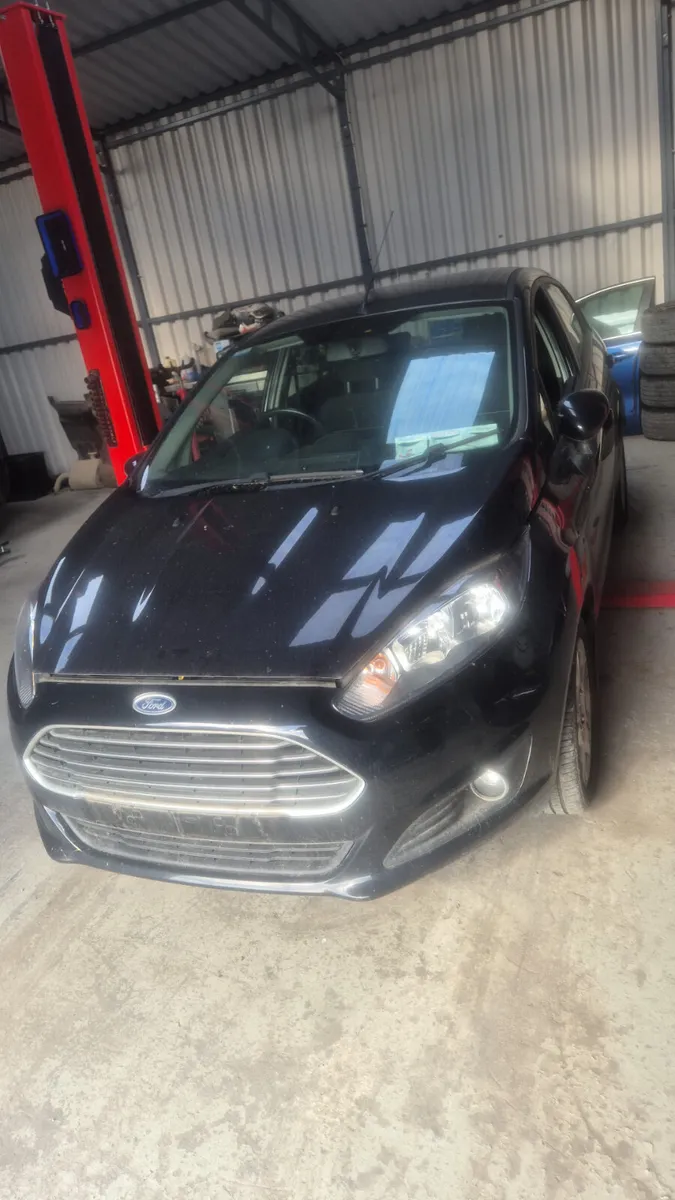 2016 ford fiesta 1.2 petrol breaking