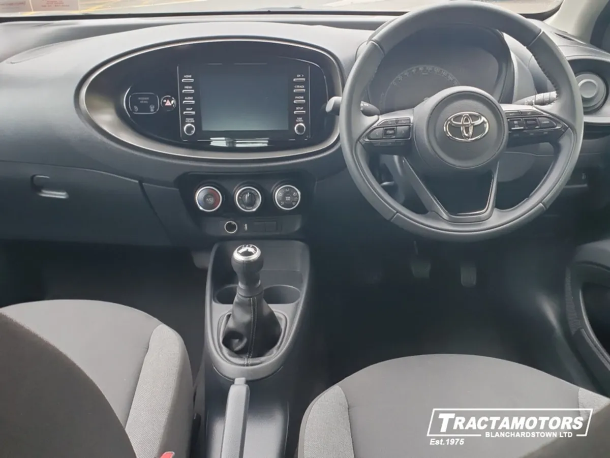 Toyota Aygo X 1.0 PULSE 4DR - Image 2