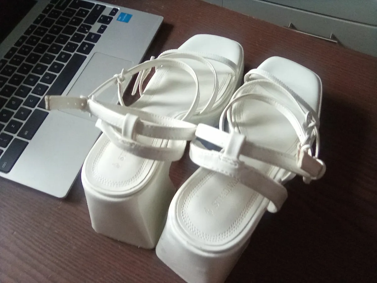 shoes - Image 3