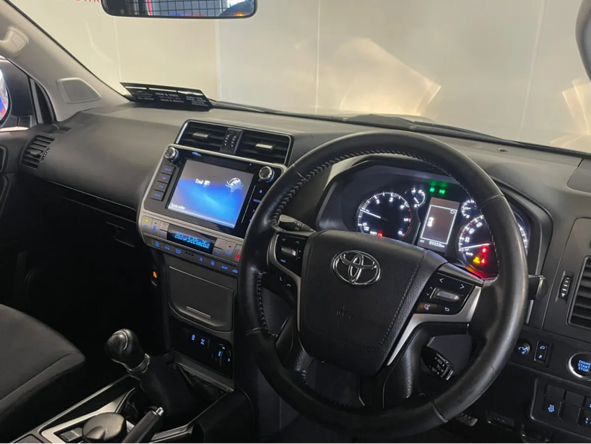 Toyota Land Cruiser LAND CRU LC SWB GX COMMERCIAL - Image 3