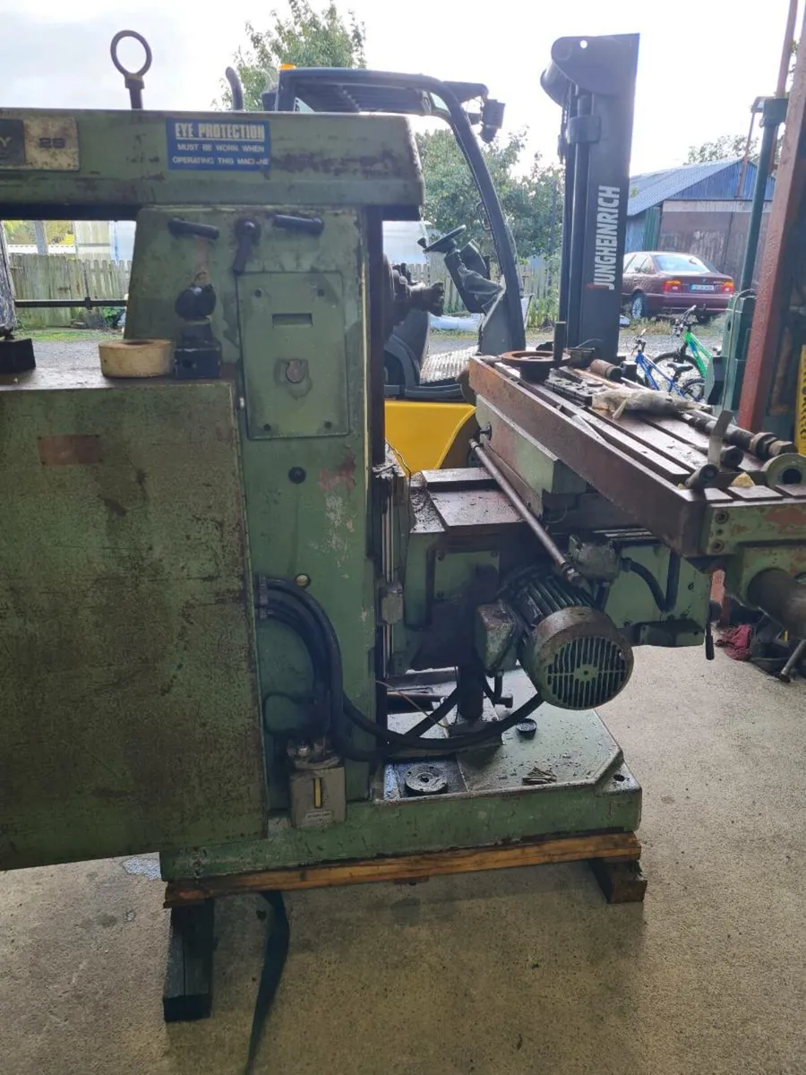 Milling machine - Image 3