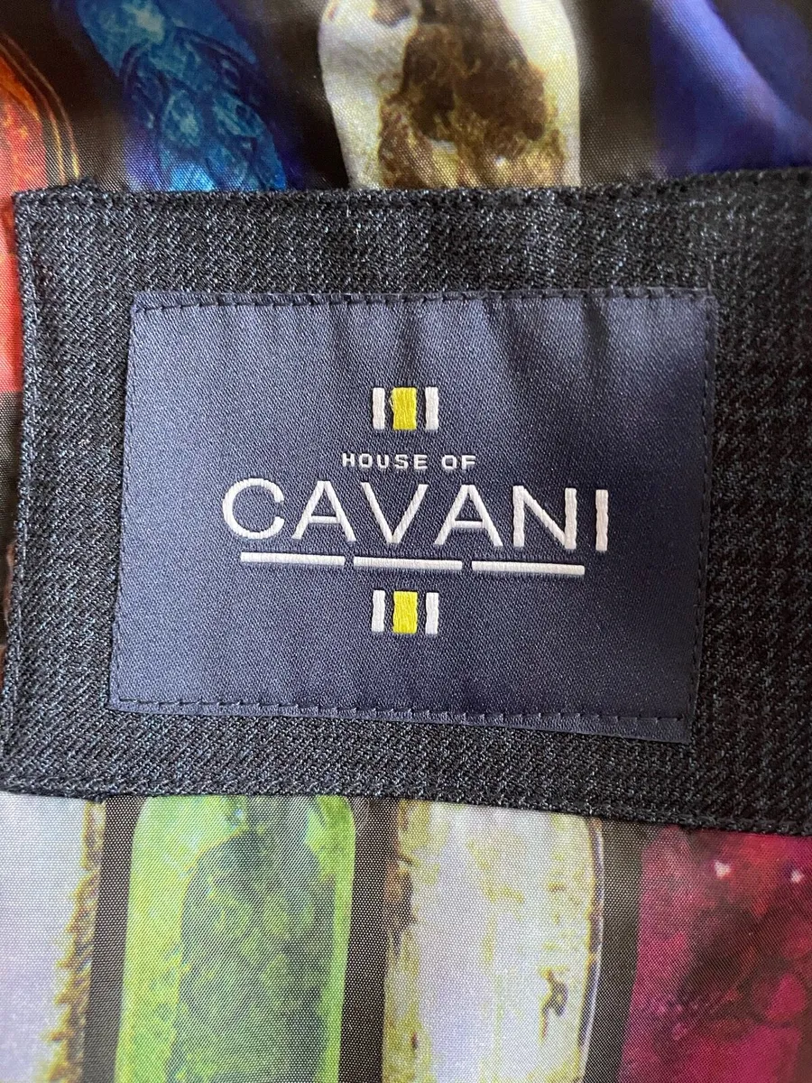 Cavani 3-piece suit ( 2 waistcoats ) - Image 4