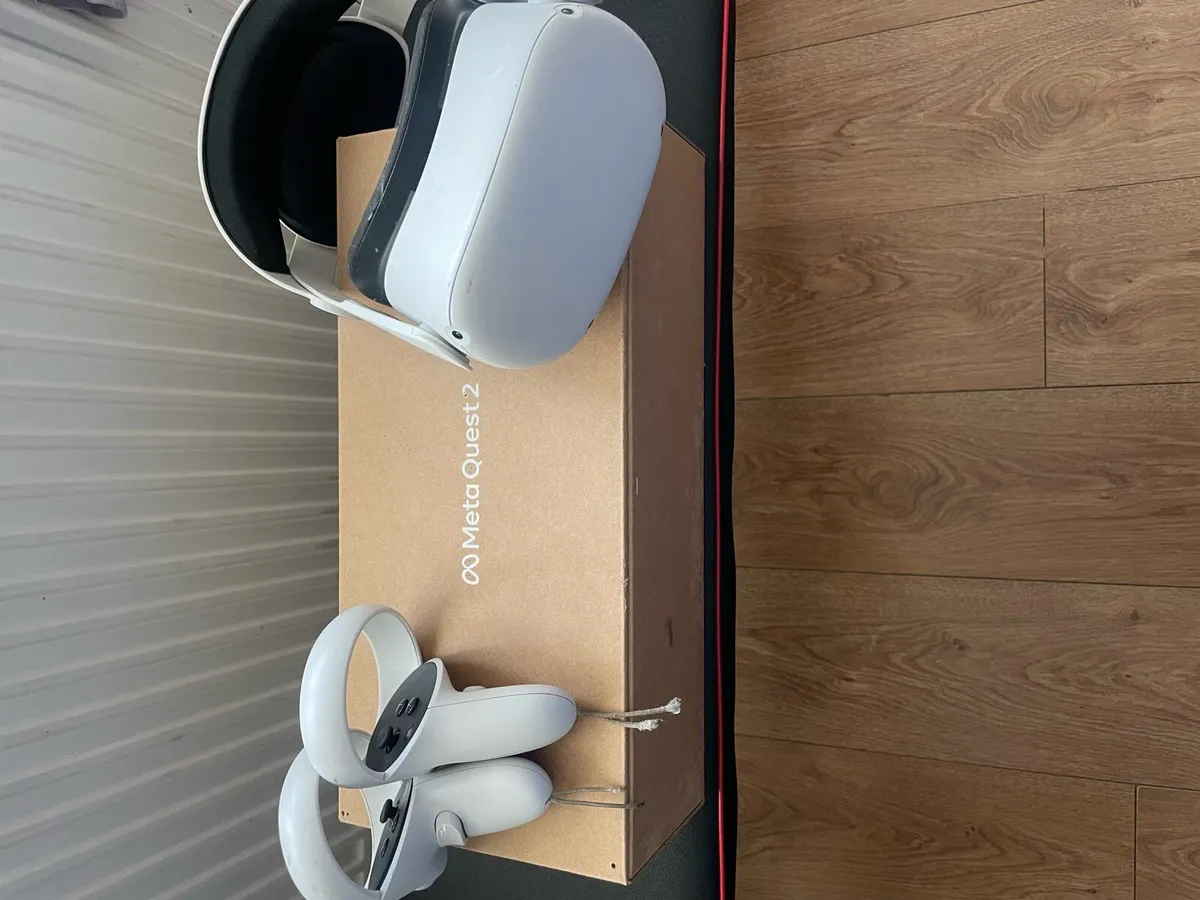 Oculus meta quest 2 - Image 1