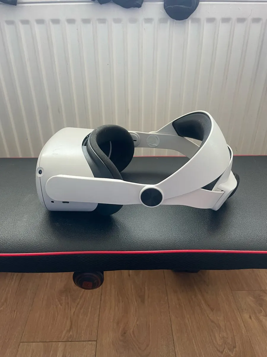 Oculus meta quest 2 - Image 3