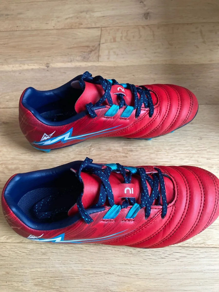 Football/ rugby astro shoes 1uk - Image 2