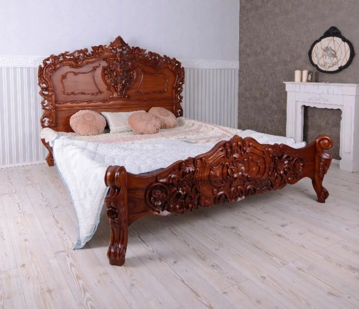 French Double Bed Solid mahogany with exquisite, h - Image 3