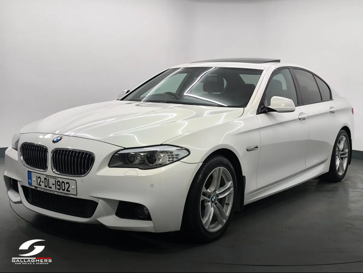 BMW 5-Series 520D M SPORT AUTOMATIC SUNROOF LOW MI - Image 2