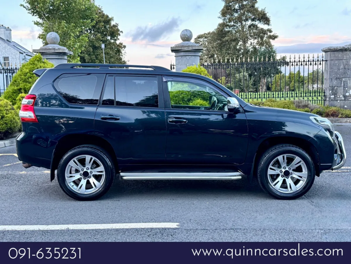 Toyota Land Cruiser 3.0 D4D AUTO 5 SEATER N1 BUSIN - Image 2