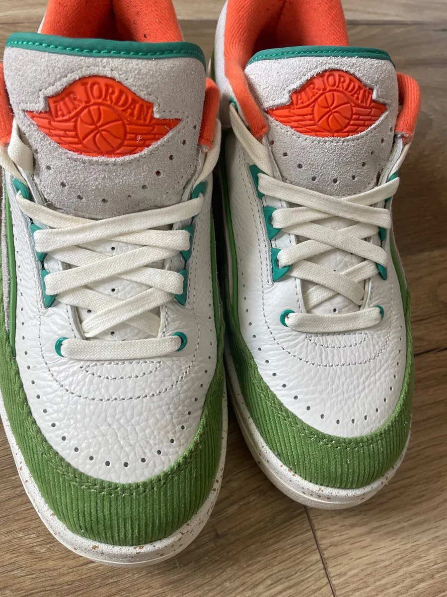 Nike Air Jordan Low Trainers - Image 4