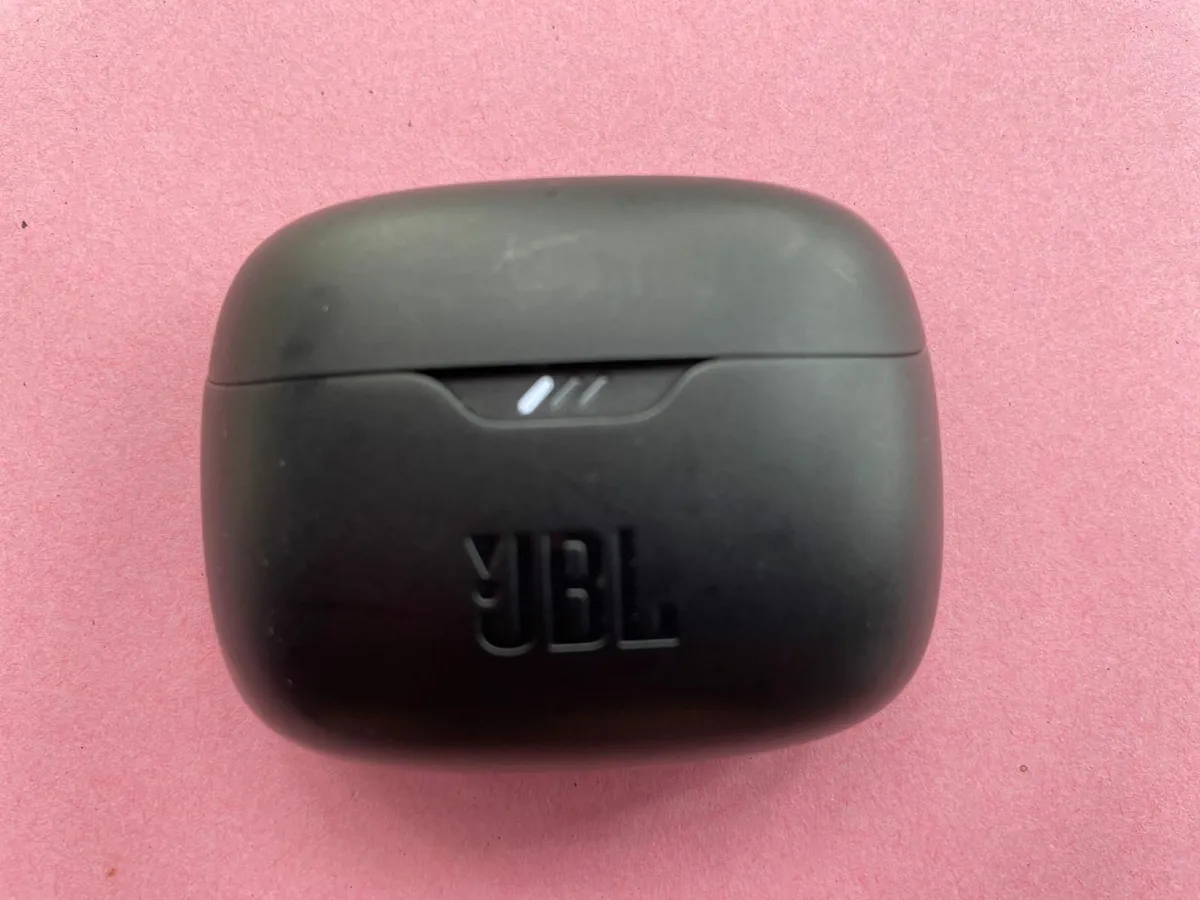 JBL Tune Beam EarPods - Image 1