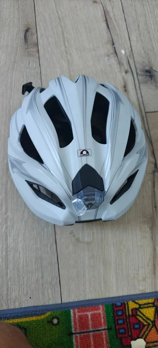 Bike helmet S/M - Image 3