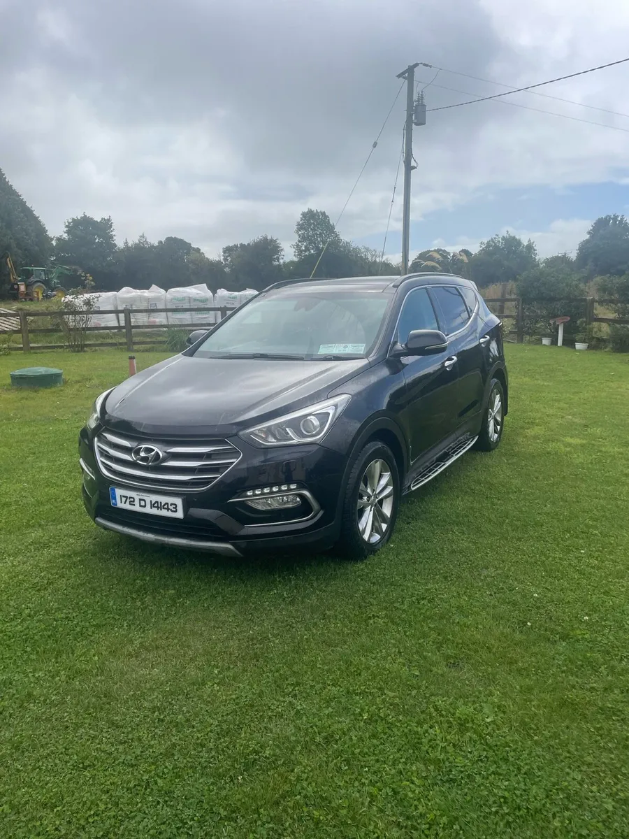 Hyundai Santa Fe Premium - Image 2
